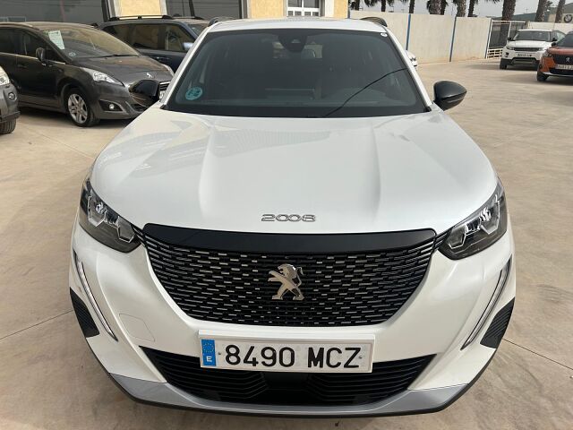 PEUGEOT 2008 ALLURE 1.2 E-THP AUTO SPANISH LHD IN SPAIN 28000 MILES SUPER 2022